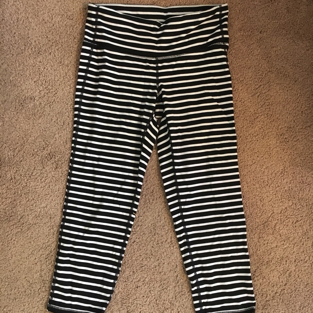 Athleta crop leggings